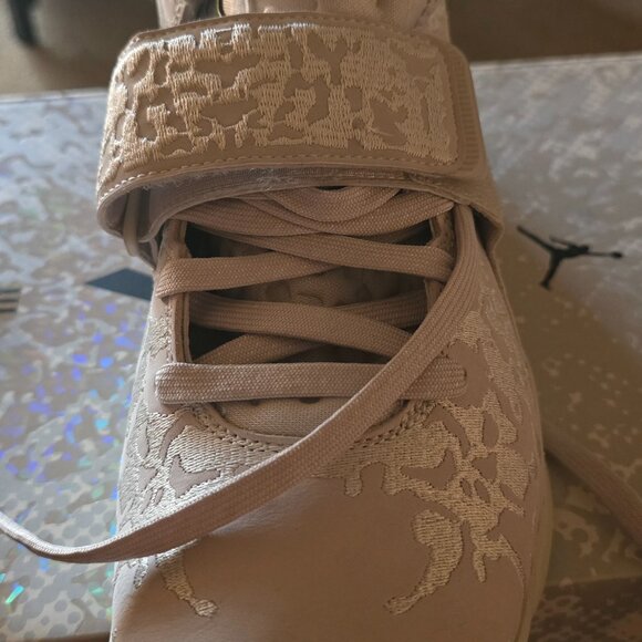 Jordan Zion 3 SE - Picture 4 of 9